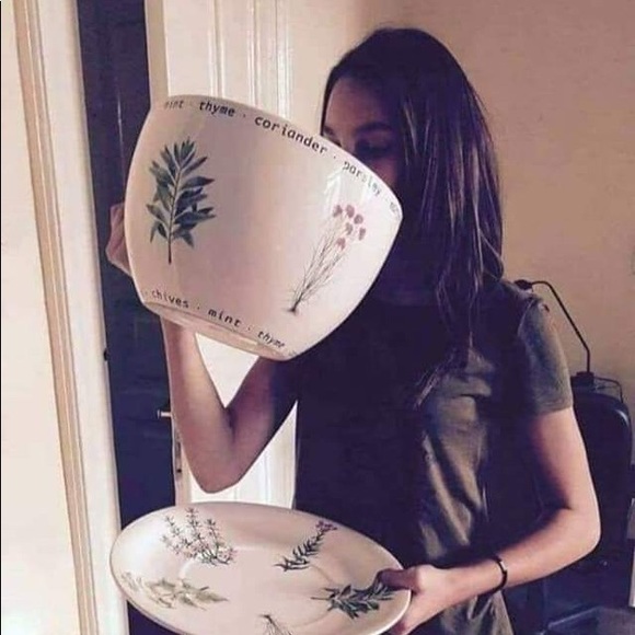 Meet your Posher, Kolarina - Picture 1 of 1